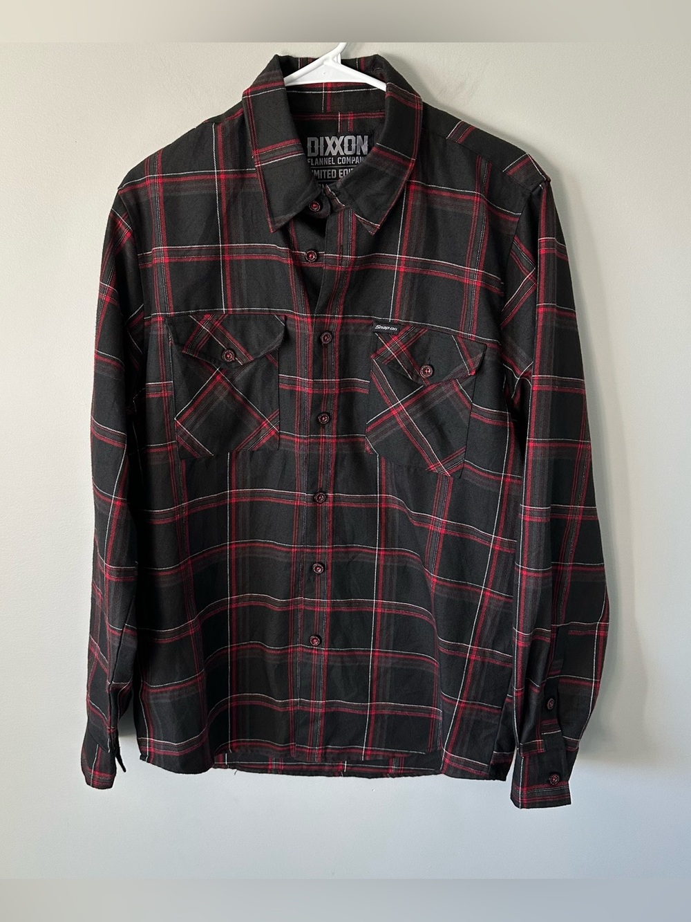 Dixxon Flannel Shirt SNAP ON TOOLS Mens M Black Red Plaid Limited Edition